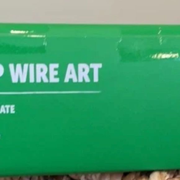 LAST ONE *** GIFT*** BRAND NEW and sealed KiwiCo Light-Up Wire Art - Picture 4 of 5